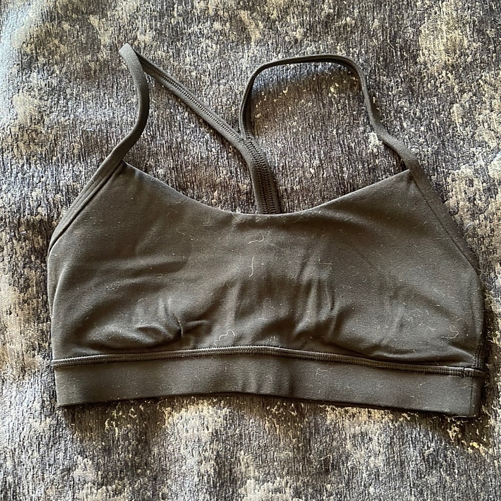 Lululemon Size 6 Sports Bra